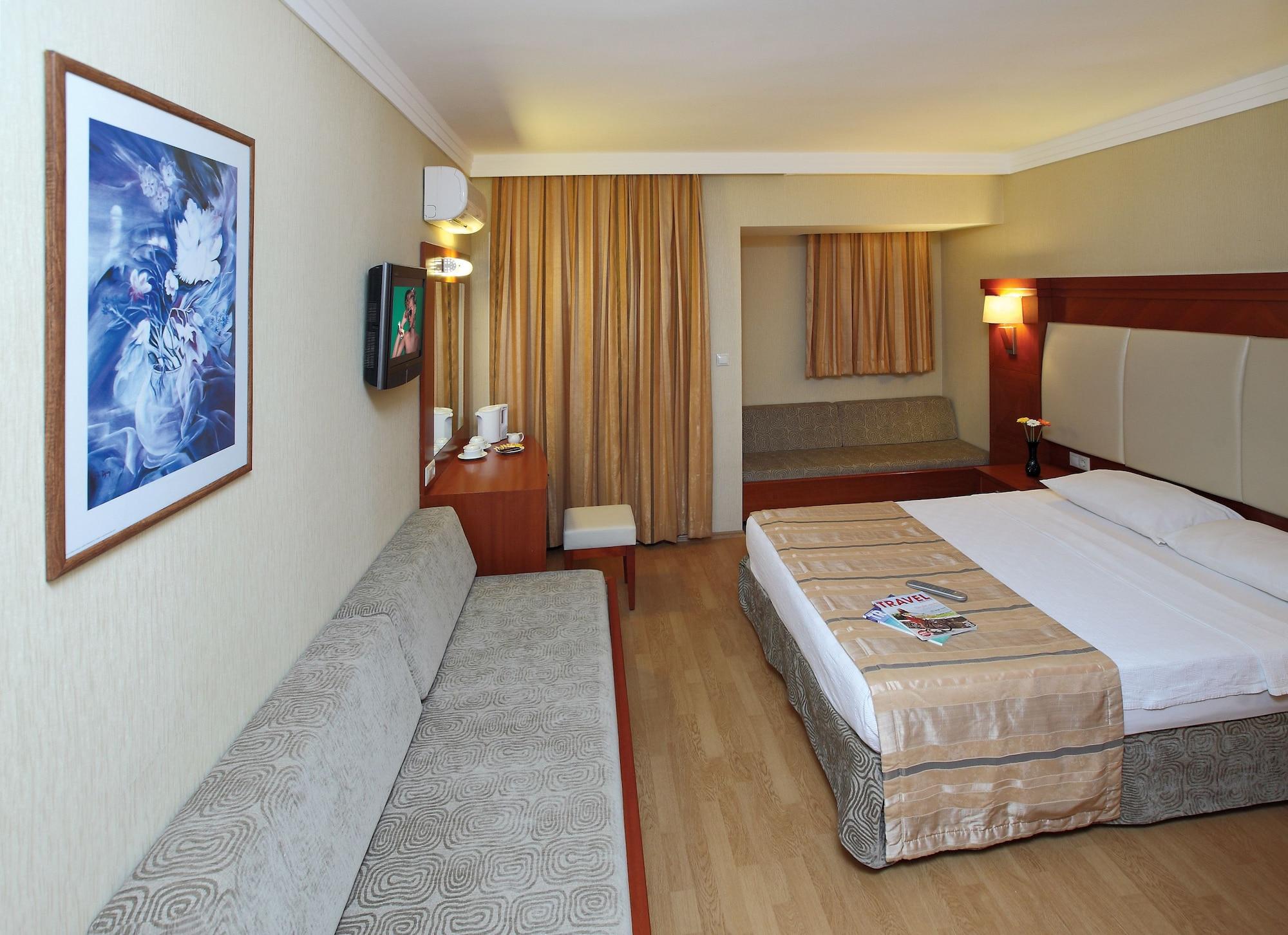 Julian Club Hotel Μαρμαρίς Εξωτερικό φωτογραφία
