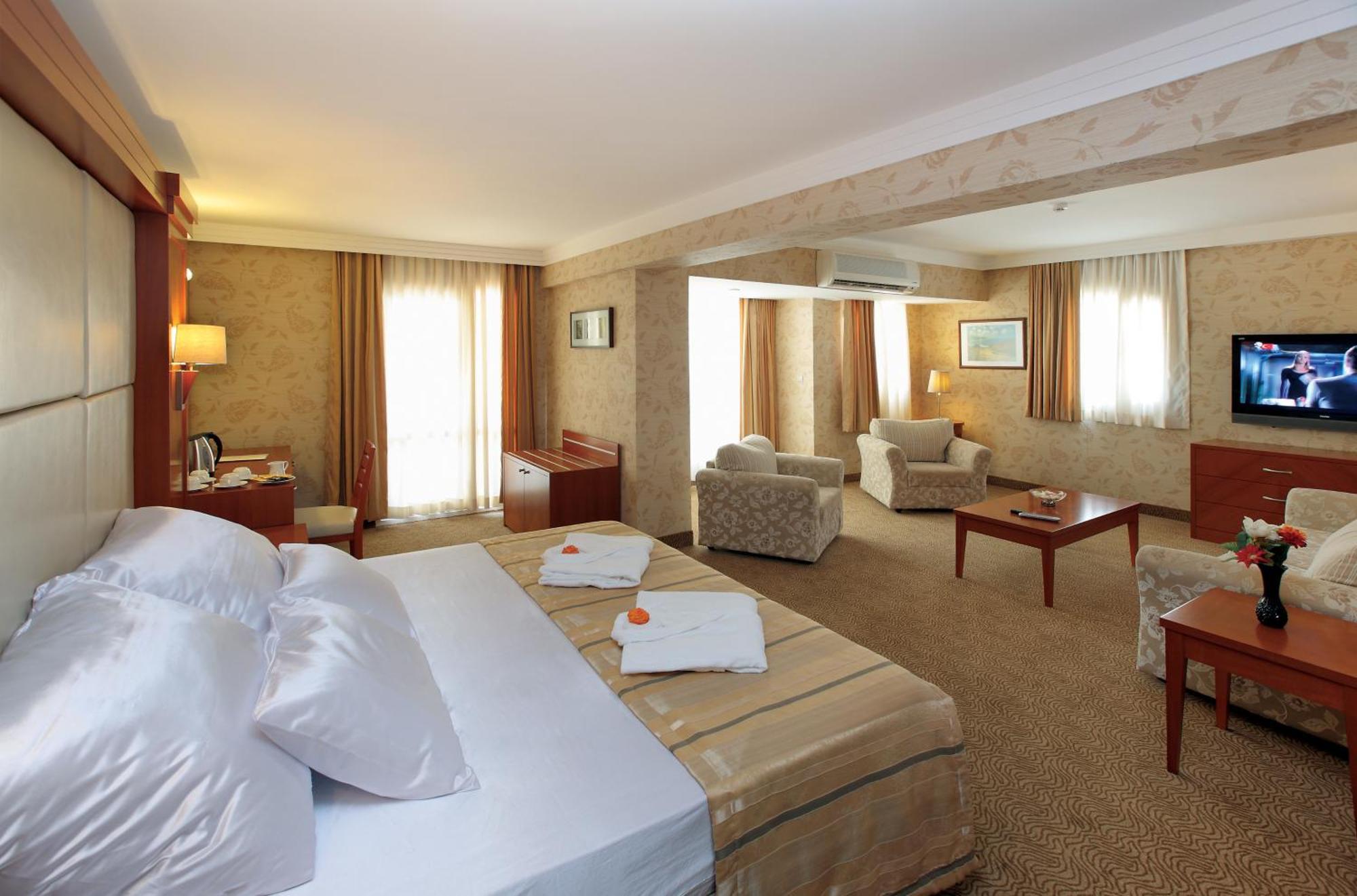Julian Club Hotel Μαρμαρίς Δωμάτιο φωτογραφία