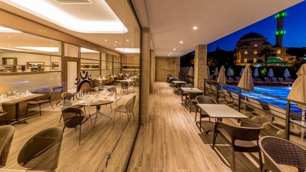 Julian Club Hotel Μαρμαρίς Εξωτερικό φωτογραφία