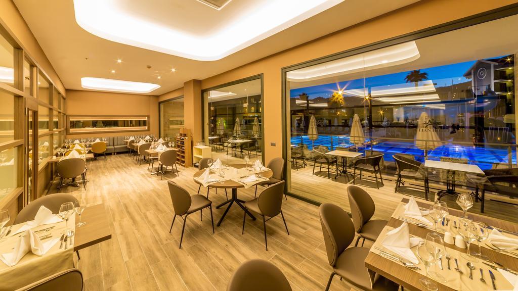 Julian Club Hotel Μαρμαρίς Εξωτερικό φωτογραφία