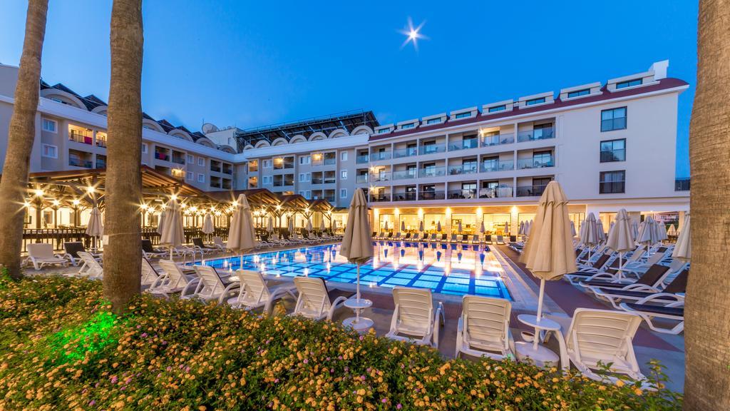 Julian Club Hotel Μαρμαρίς Εξωτερικό φωτογραφία